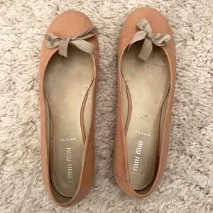 Miu Miu round toe pink leather soled ballerina flats with grosgrain bows, 39.5